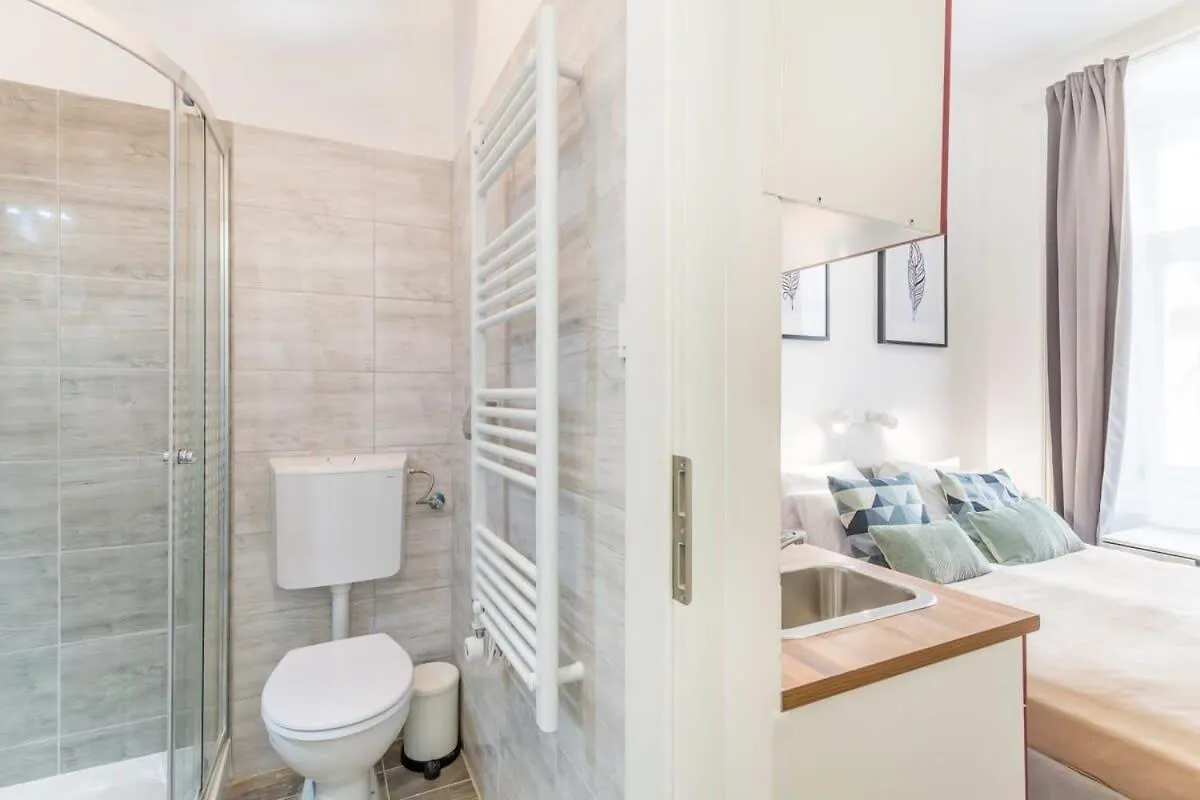 Apartment Ultra Central New Studio Budapest