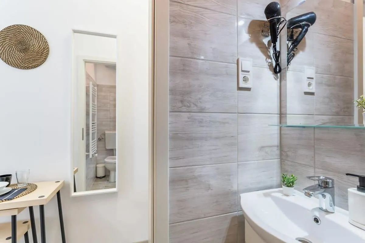 Ultra Central New Studio Budapest Apartment